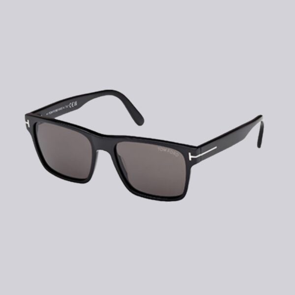 Tom-Ford-Sun-Calder-TF1205_01A-Schwarz_Grey_5517